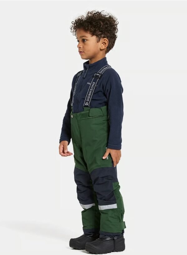 Didriksons Idre pine green seljas küljelt