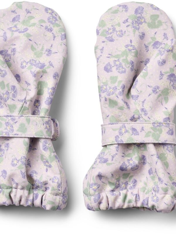 Wheat Rily fliisoodriga vihmakindad Lilac Petunias seest